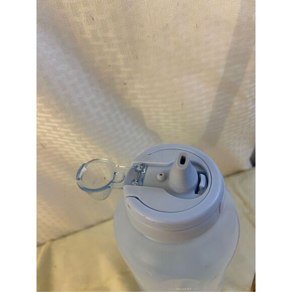 Ellos blue 1/2 gal jug water bottle handle flip top Measures Time - Picture 7 of 9